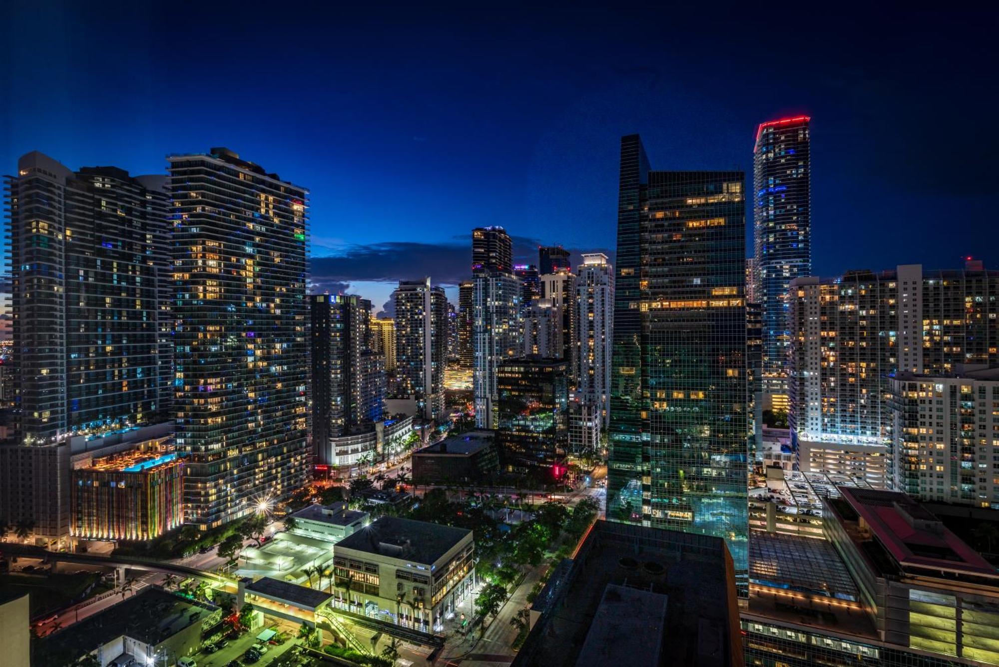 Spacious 2 Bedroom 2 Bath & Studio Suites In The Four Seasons Hotel Miami High Floors Buitenkant foto